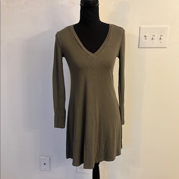 Olive Green V-Neck Long Sleeve Top or Dress, Sz. Small - Picture 1 of 7